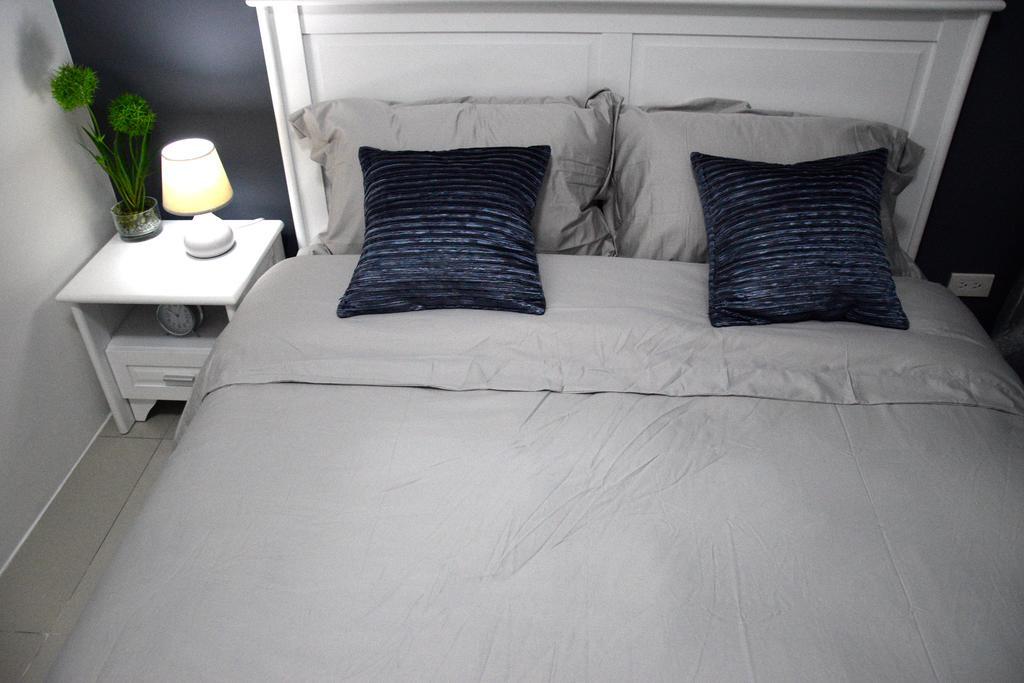 Jazz Makati Luxury Apartment Manila Luaran gambar