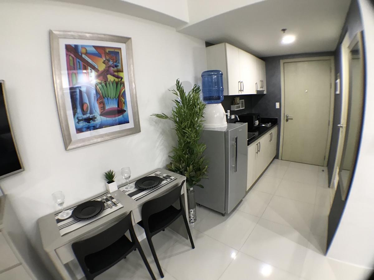 Jazz Makati Luxury Apartment Manila Luaran gambar