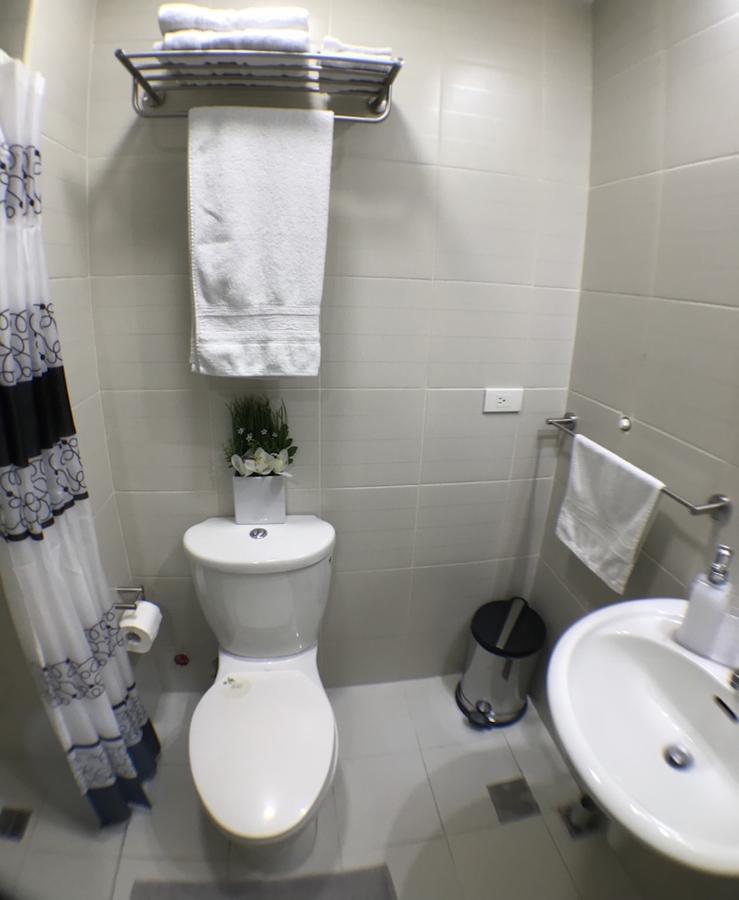 Jazz Makati Luxury Apartment Manila Luaran gambar